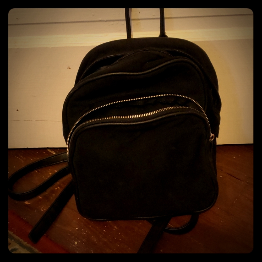 Black bookbag styled purse